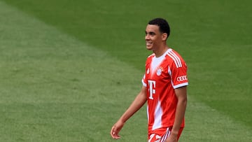 Soccer Football - Club World Cup - Group C - Bayern Munich v Auckland City - TQL Stadium, Cincinnati, Ohio, U.S. - June 15, 2025 Bayern Munich's Jamal Musiala celebrates scoring their eighth goal from the penalty spot IMAGN IMAGES via Reuters/Katie Stratman