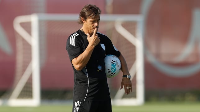Almeyda: “El mejor entrenador del mundo es Roberto De Zerbi”