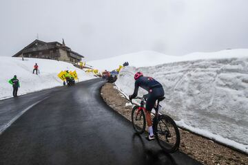 Egan Bernal durante la etapa de hoy.