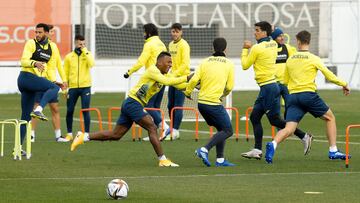 David quiere sorprender a Goliat