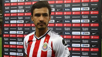 Ya es oficial: Oswaldo Alan&iacute;s regresa a Chivas