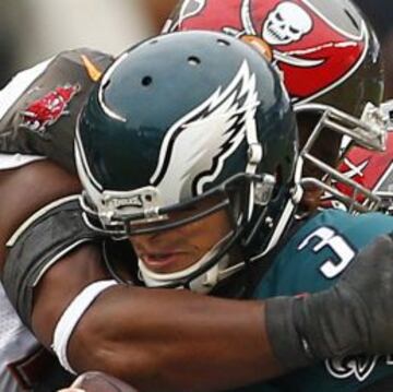 ¡¡¡Robocop ha fichado por los Eagles!!! Pues ni por esas.