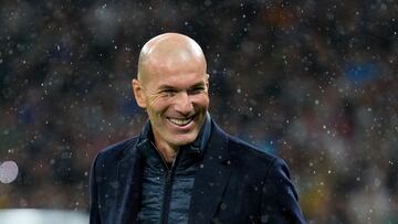 MADRID, SPAIN - OCTOBER 22: Former Real Madrid player and manager Zinedine Zidane looks on prior to the LaLiga Santander match between Real Madrid CF and Sevilla FC at Estadio Santiago Bernabeu on October 22, 2022 in Madrid, Spain. (Photo by Angel Martinez/Getty Images)