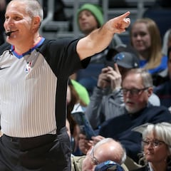 "No lo estábamos haciendo bien con las árbitras en la NBA"