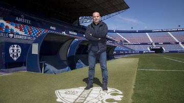 Paco López, entrenador del Levante.