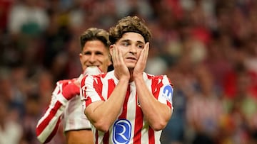 Soccer Football - LaLiga - Atletico Madrid v Villarreal - Riyadh Air Metropolitano, Madrid, Spain - September 13, 2025 Atletico Madrid's Julian Alvarez reacts during the match REUTERS/Ana Beltran