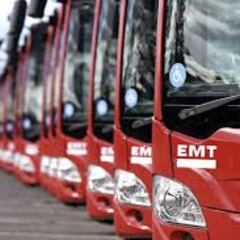 Olvidan a sus hijos en un bus de Valencia y se desata una persecución de 40 minutos