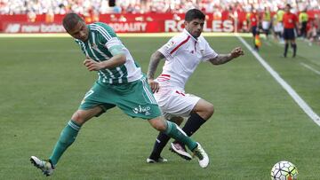 Bnaega y Joaqu&iacute;n en un derbi sevillano. 