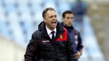 Caparrós: "El Rayo se juega la vida contra nosotros"