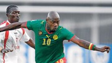 <b>EL DIEZ. </b>Achille Emaná es uno de los jugadores más importantes en la selección de Camerún.