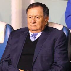 Fidel Kuri confirma a Enrique Meza como nuevo DT del Veracruz