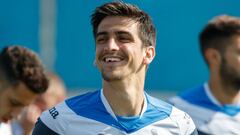 Villarreal initiate talks to bring Gerard Moreno back to the club