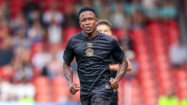 Sinisterra, cada vez más cerca de volver en Bournemouth