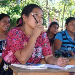 Bono Juancito Pinto en Bolivia: quiénes lo cobran y desde qué curso se paga