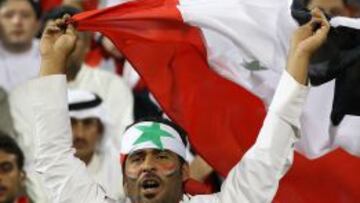 Aficionados sirios han mostrado su apoyo por todo el mundo a la selección nacional, que ahora juega como local en Omán pero está obteniendo unos resultados que la hacen soñar con clasificarse para el primer Mundial de su historia.