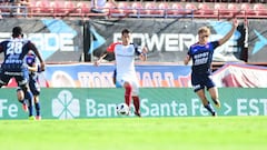 El Ciclón vuelve a pinchar