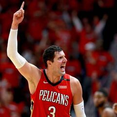 Explosión de Nikola Mirotic (30) e increíble 3-0 de los Pelicans