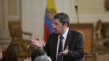 Francisco Santos responde a las acusaciones de Salvatore Mancuso en la JEP