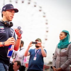 Red Bull se mete en un lío y a Gasly se le pone cara de Kvyat