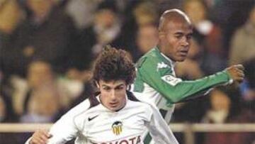 <b>REGRESO. </b>Aimar ha vuelto a tomar protagonismo en el juego con la llegada de Antonio López.