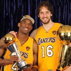 La predicción de Kobe es realidad: “Pau tendrá su número junto al mío”