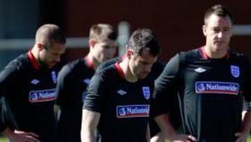 <b>CRÍTICO. </b>Carragher cargó contra la FIFA por la elección del balón.