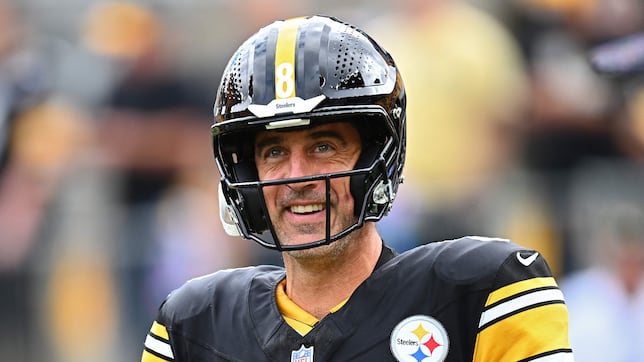 Steelers make surprising decision on Aaron Rodgers' future - AS USA