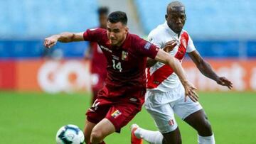 La U se arma y llega a acuerdo con sus primeros refuerzos