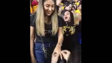 Aficionado pidió matrimonio tras victoria de Tigres en el Volcán