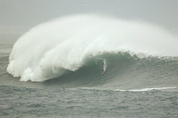 A partir del 1 de octubre se activarán los períodos de espera del Illa Pancha Challenge (Galicia), el Punta Galea Challenge (País Vasco) y La Vaca Gigante (Cantabria). Son los 3 eventos de surf de olas grandes que hay en España, cada uno con sus particula