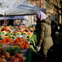 Which grocery stores accept food stamps?