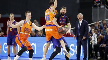 Mirotic, durante el partido