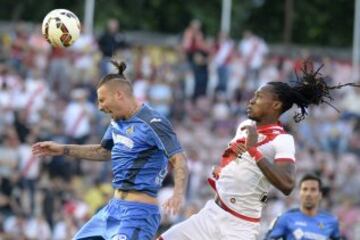 Alexis Ruano y Manucho.