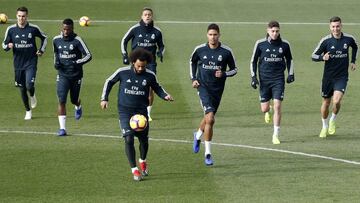 Los jugadores del Real Madrid, en el entrenamiento del viernes, 30 de noviembre de 2018.