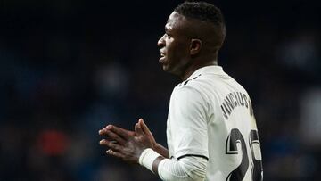 Vinicius se lamenta de una ocasión fallada en el partido entre Real Madrid y Real Sociedad.