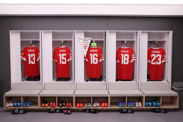 Vista general del vestuario visitante del Bernab¨¦u, el cual la noche de ayer fue ocupado por el conjunto alem¨¢n, VfB Stuttgart, durante el partido de la primera jornada de la fase de la Liga de Campeones de la UEFA 2024/25.