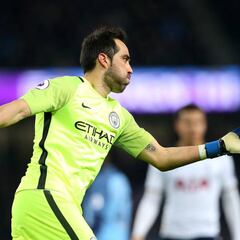 El City de Bravo dejó escapar el triunfo ante el Tottenham