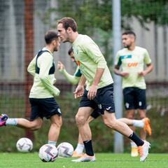 Plaga de bajas en el Eibar para visitar La Rosaleda