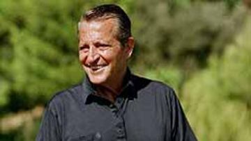 <b>NUEVO SOCIO DEL SUPERDEPOR</b>. Adolfo Suárez ya es socio del Deportivo de la Coruña, club en el que ya debutará en juveniles, y del que dice sentir una simpatía muy especial.