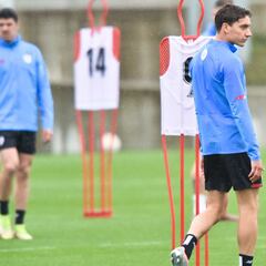 Petxarroman, con sobrecarga muscular, apunta a baja ante el
Atleti