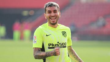 Correa celebra su gol en el Granada-Atl&eacute;tico.