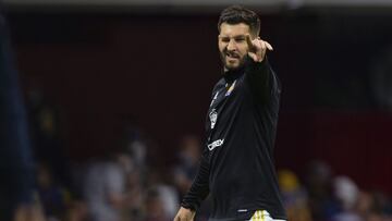 Gignac celebra su centenar de goles en el 'Volcán': "Un lugar muy especial para mí"