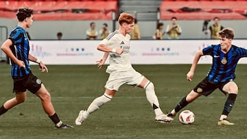 Gabri Valero, con el Juvenil B del Real Madrid en 2025.