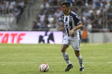 Osorio volvió a México para jugar con Monterrey, en su momento un fichaje bomba por su etapa en el balompié alemán. Fue pieza clave en el Stuttgart y uno de los futbolistas más importantes en la Selección Mexicana. Levantó un título de Liga con Rayados. 
 