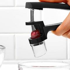Así es el deshuesador de cerezas y aceitunas más vendido en Amazon