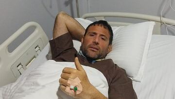 Txikon en un hospital de Katmandú.