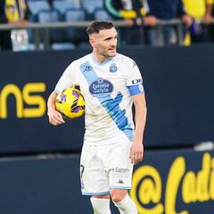 El balón parado, daño colateral a la salida de Lucas Pérez