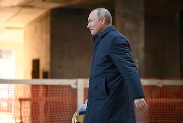 Russian President Vladimir Putin visits the construction site of the National Space Agency on the premises of the Khrunichev State Research and Production Space Centre, in Moscow, Russia February 27, 2022