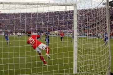 Las mejores fotos del Superclásico entre la U y Colo Colo.