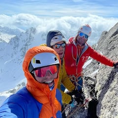 Conquistan por primera vez la cara norte del Punta Pioda